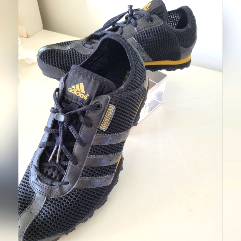 ADIDAS DAROGA MENS MESH SNEAKERS   SZ 10